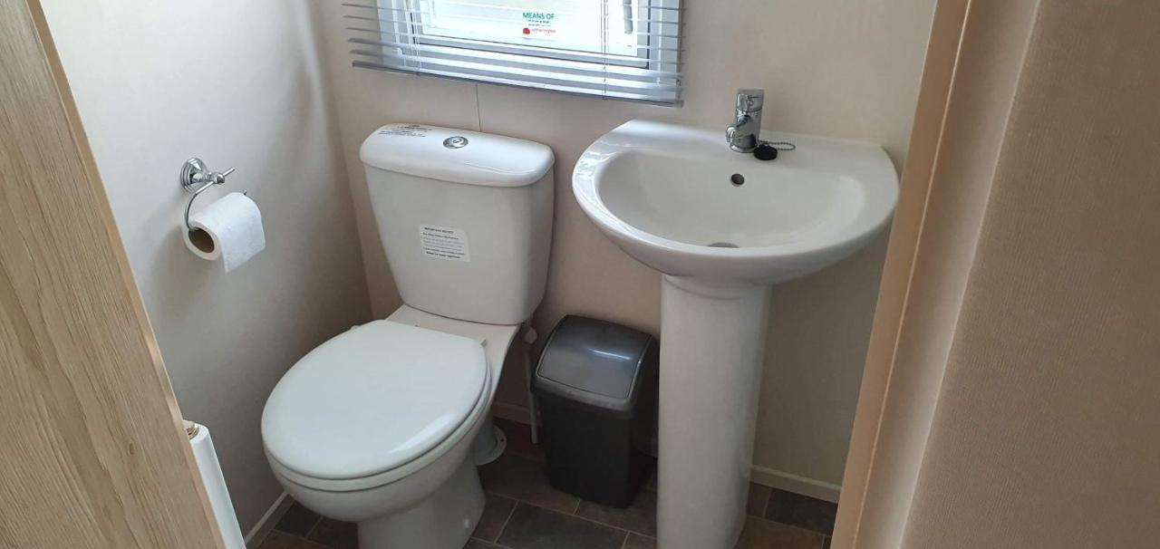 Ksr Hot Tub Holiday Home At Tattershall Lakes Экстерьер фото