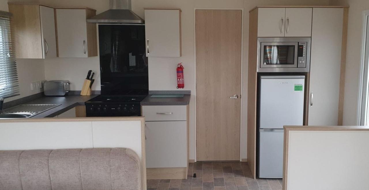 Ksr Hot Tub Holiday Home At Tattershall Lakes Экстерьер фото