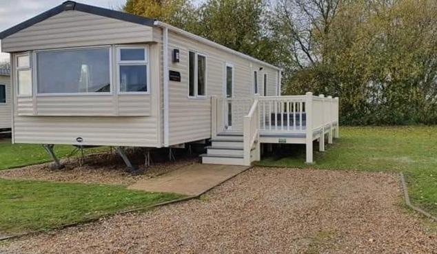 Ksr Hot Tub Holiday Home At Tattershall Lakes Экстерьер фото