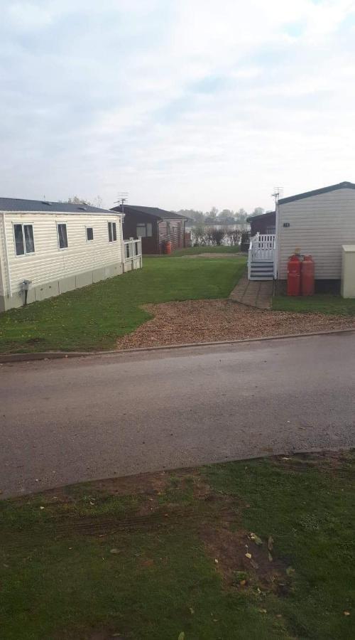 Ksr Hot Tub Holiday Home At Tattershall Lakes Экстерьер фото